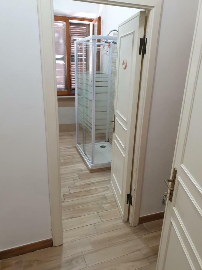 Guest House Tra Rocce E Mare La Maddalena  Bagian luar foto